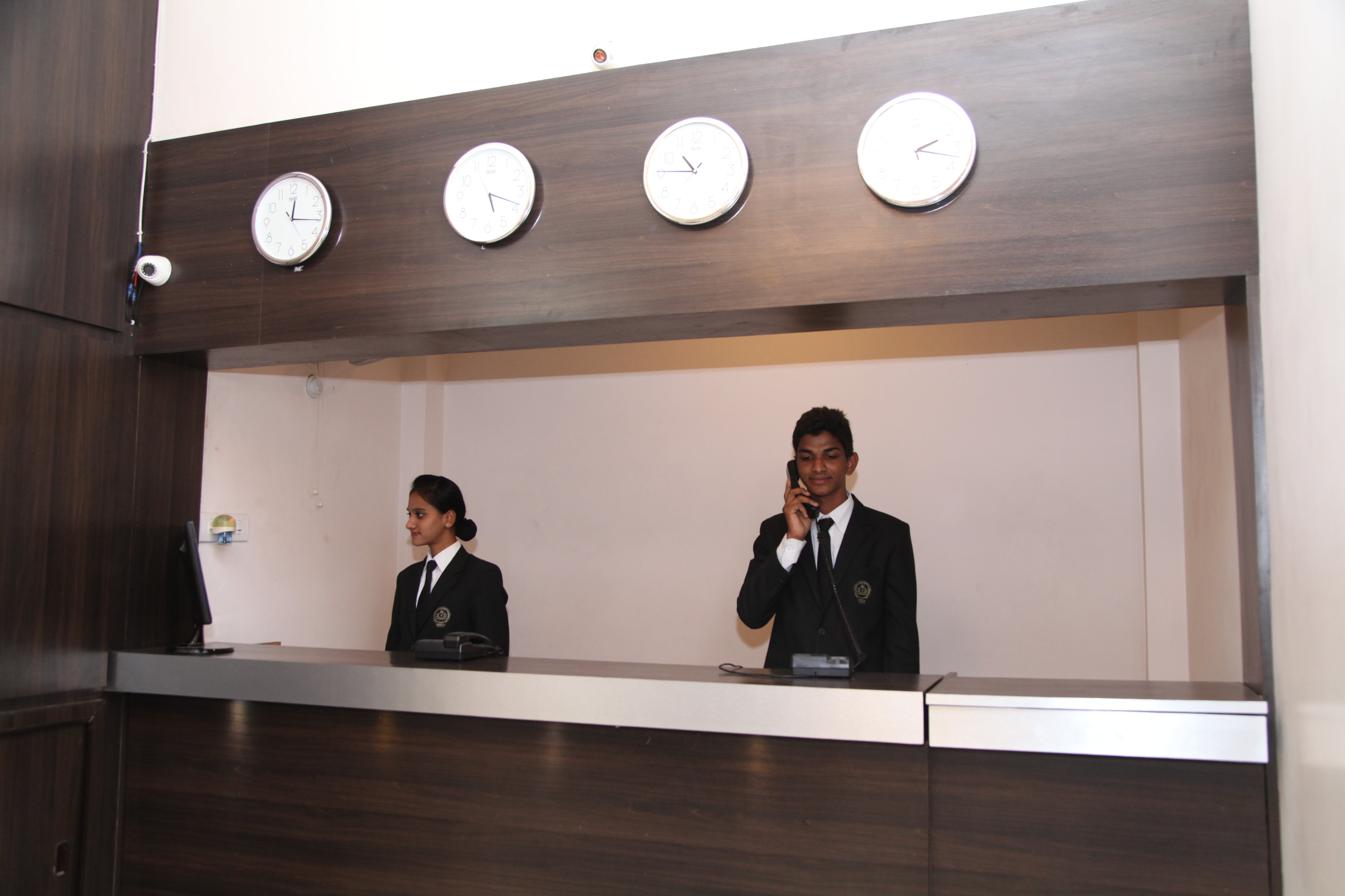 Live Infrastructure of IIHMCA - Front office Lab